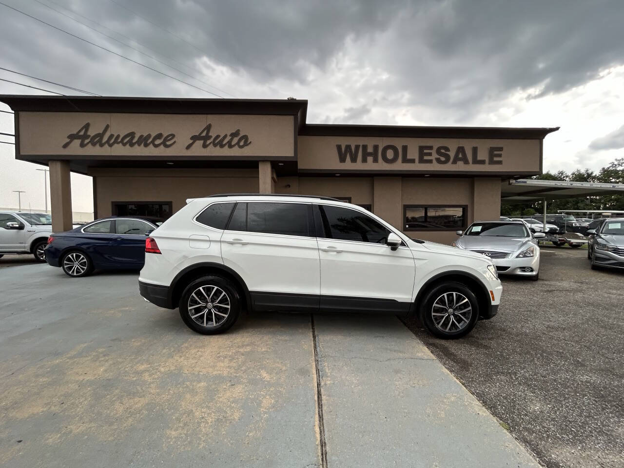 Used 2019 Volkswagen Tiguan SE