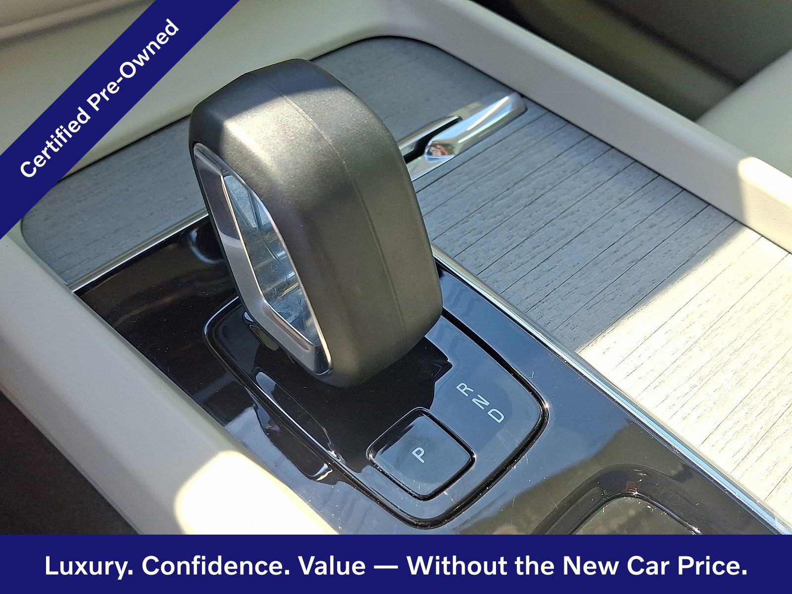 Certified 2024 Volvo XC60 B5 Plus w/ Protection Package Premier image 16