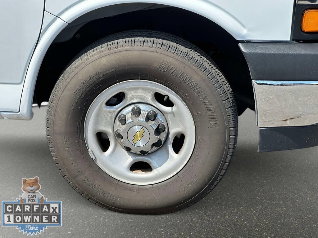 Used 2024 Chevrolet Express 3500 LT w/ LT Preferred Equipment Group RWD image 10