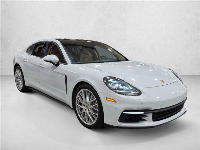 Used 2020 Porsche Panamera RWD image 3