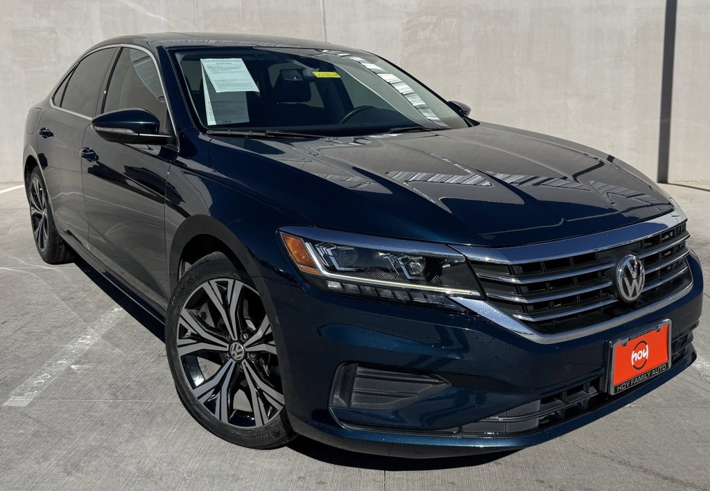 Used 2022 Volkswagen Passat 2.0T SE image 1