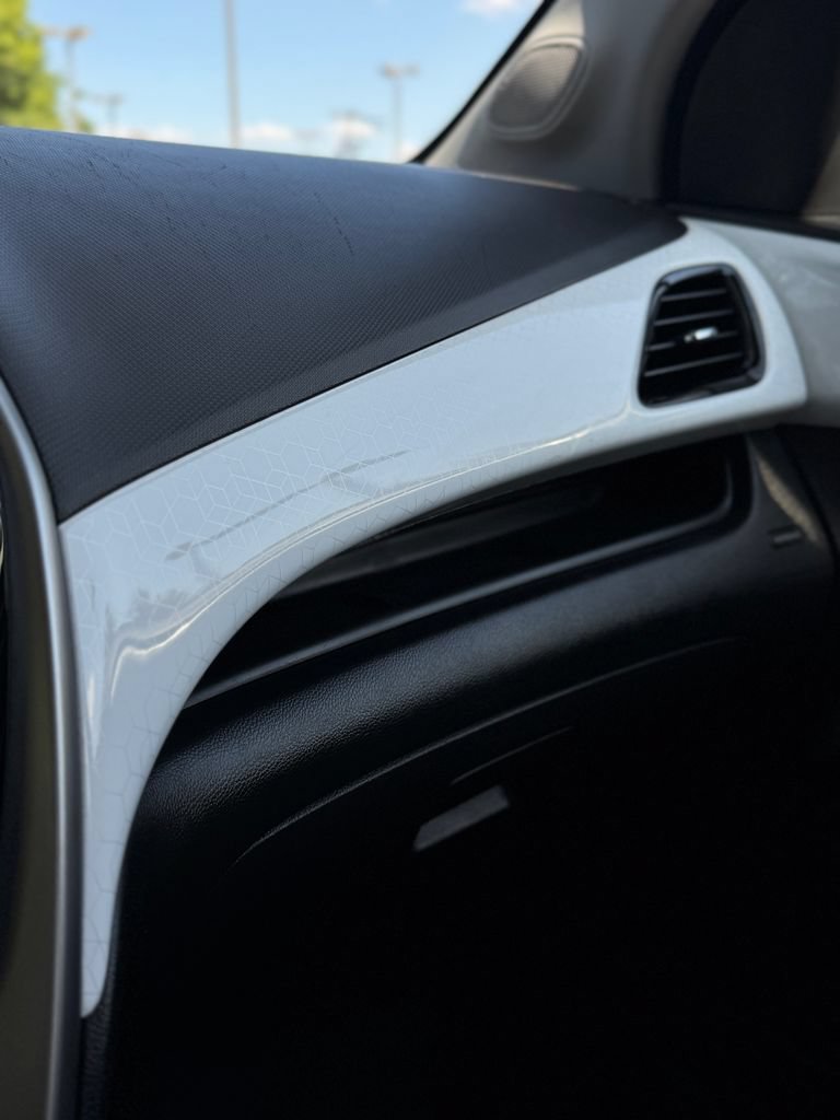 Used 2017 Chevrolet Spark LT FWD image 27