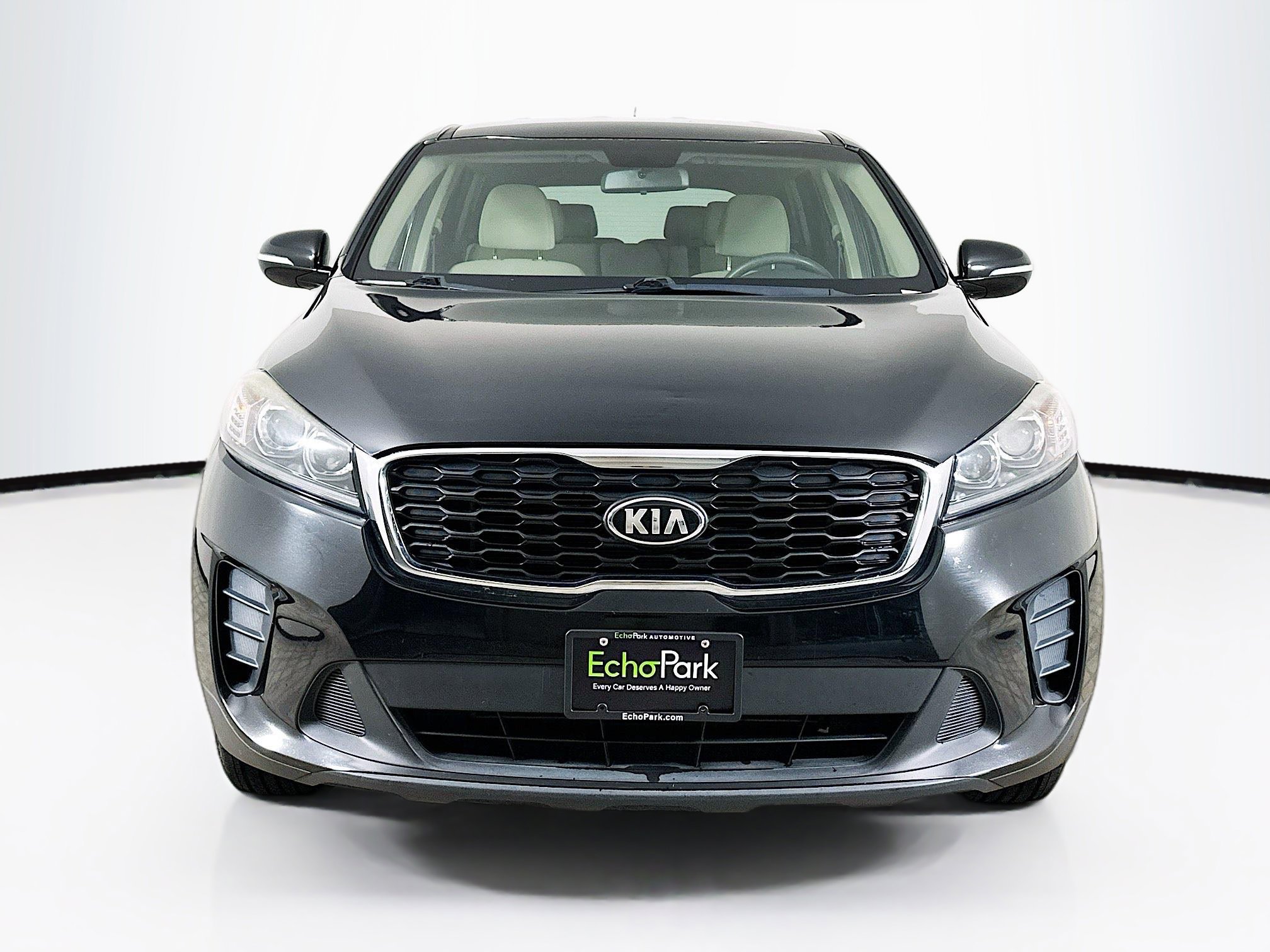 Used 2019 Kia Sorento LX image 2