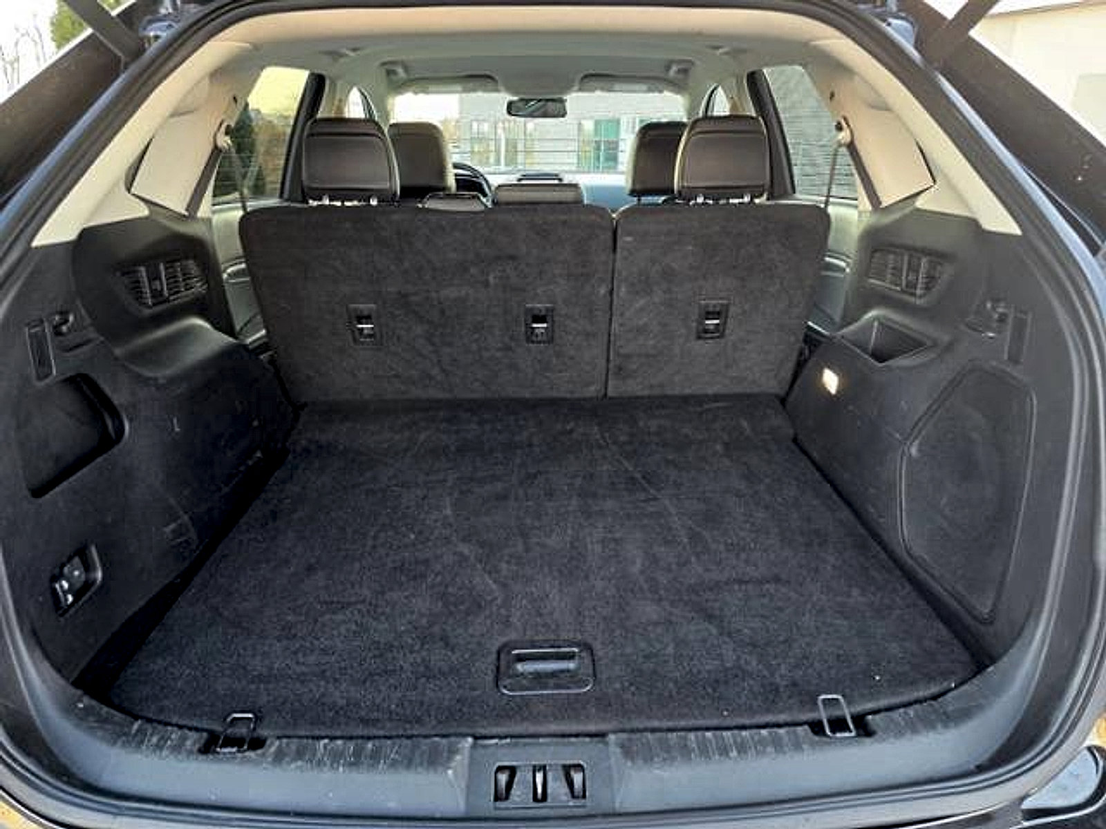 Used 2024 Ford Edge Titanium image 14