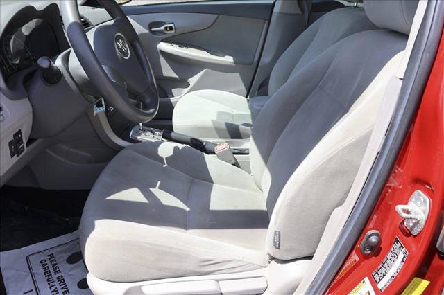 Used 2010 Toyota Corolla LE FWD image 11