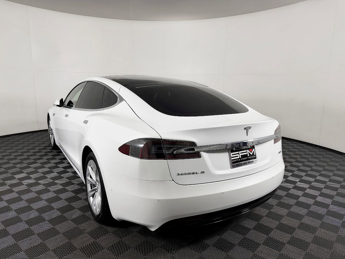 Used 2016 Tesla Model S 70D AWD/4WD image 16