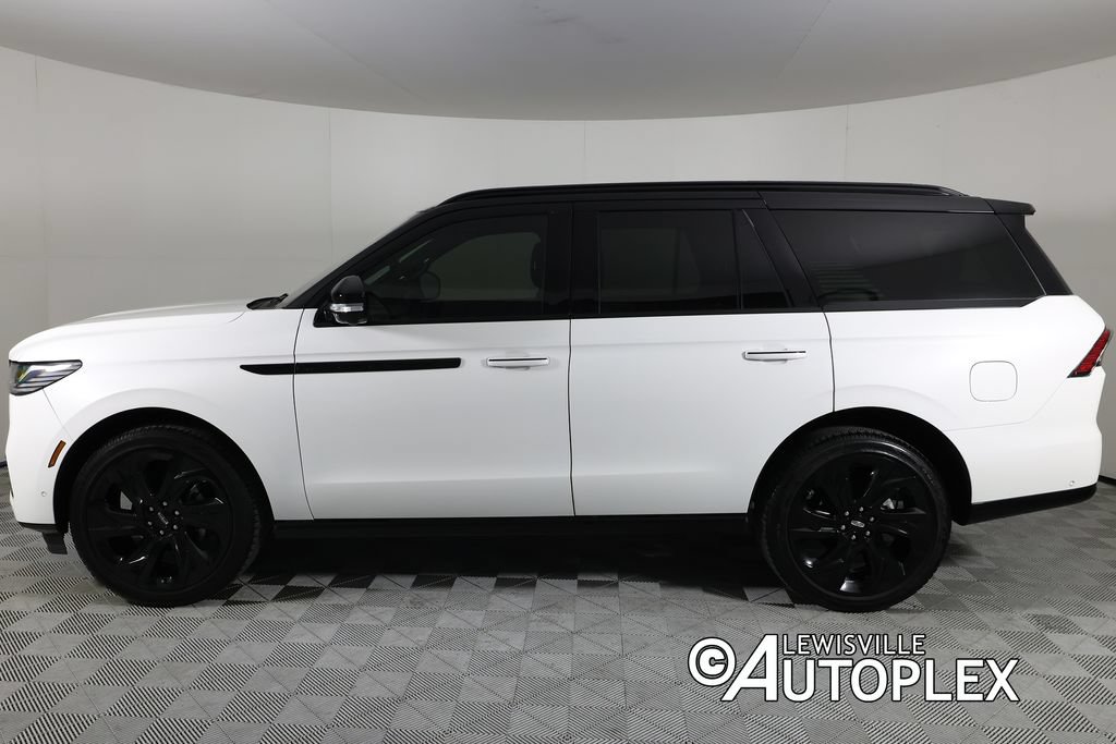 Used 2025 Lincoln Navigator Black Label AWD/4WD image 8