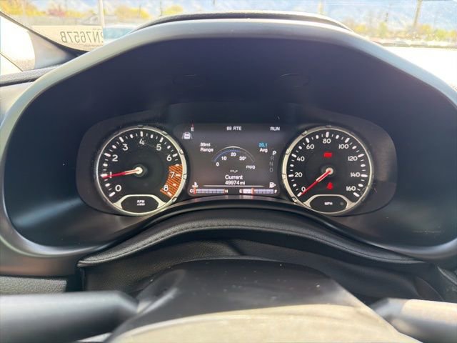 Used 2022 Jeep Renegade Latitude w/ Convenience Group AWD/4WD image 14