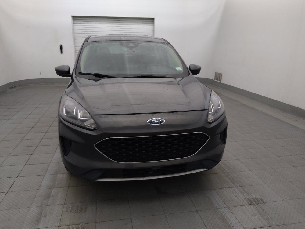 Used 2020 Ford Escape SE FWD image 14