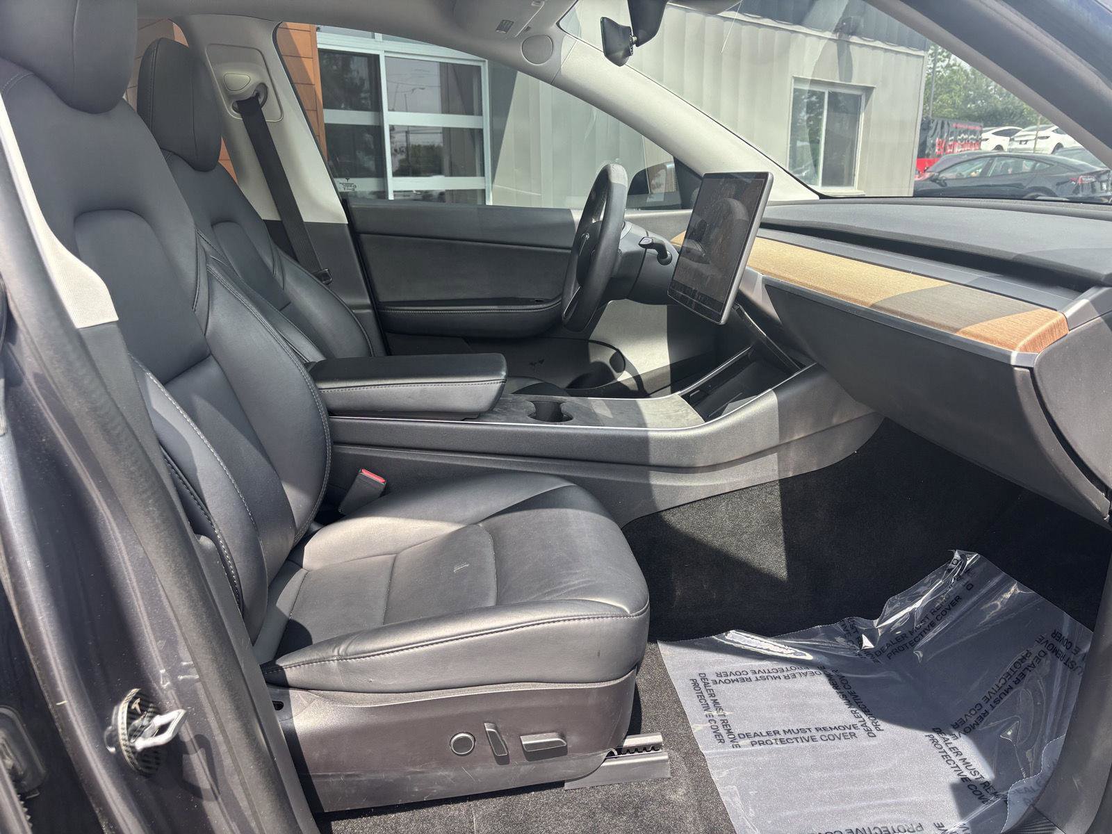 Used 2020 Tesla Model Y Long Range AWD/4WD image 16