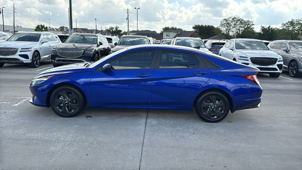 Used 2023 Hyundai Elantra SEL image 8