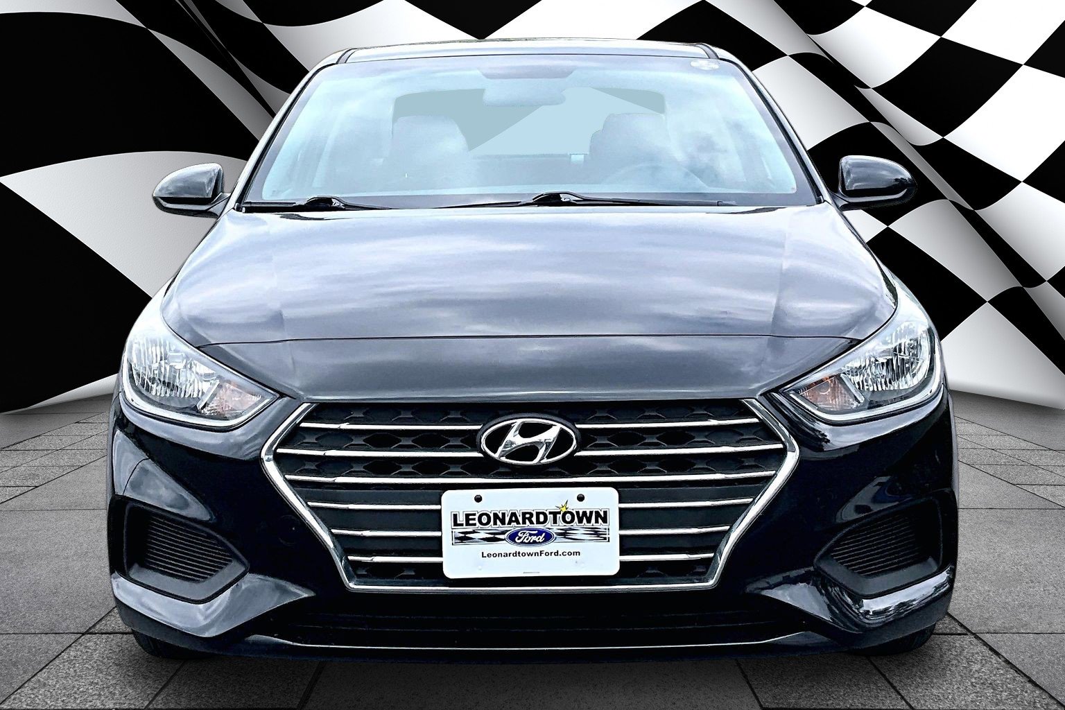 Used 2022 Hyundai Accent SE FWD image 3
