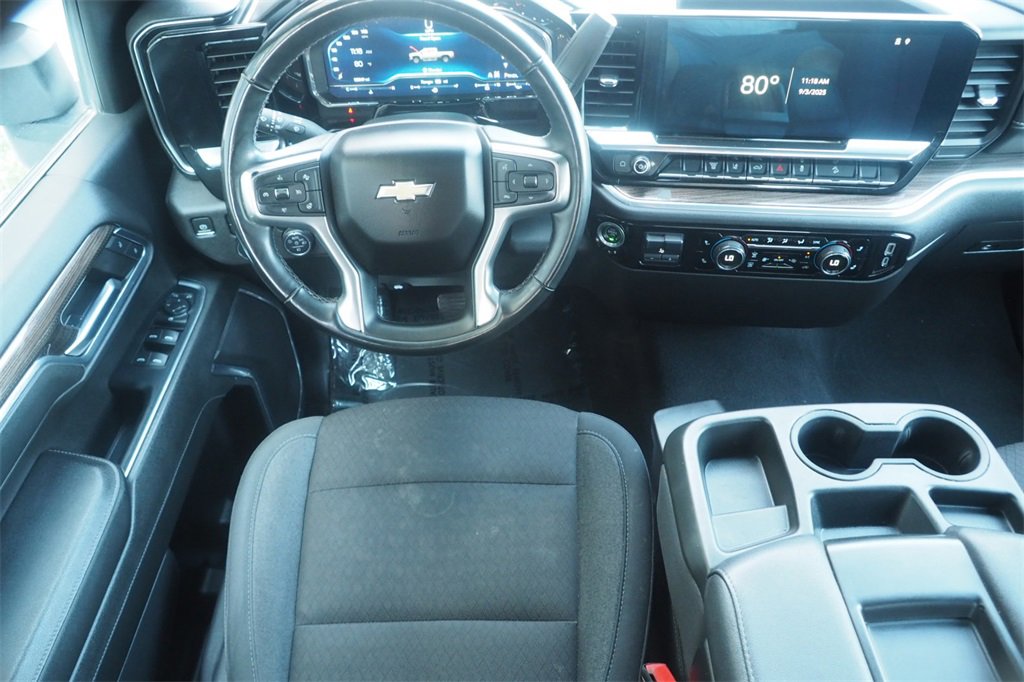 Used 2024 Chevrolet Silverado 2500 LT image 22