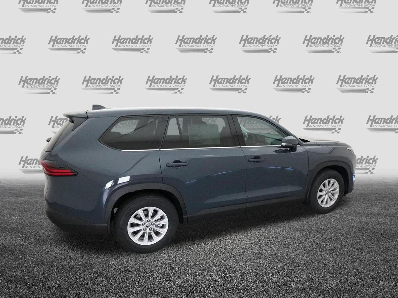 Used 2026 Toyota Grand Highlander XLE FWD image 11