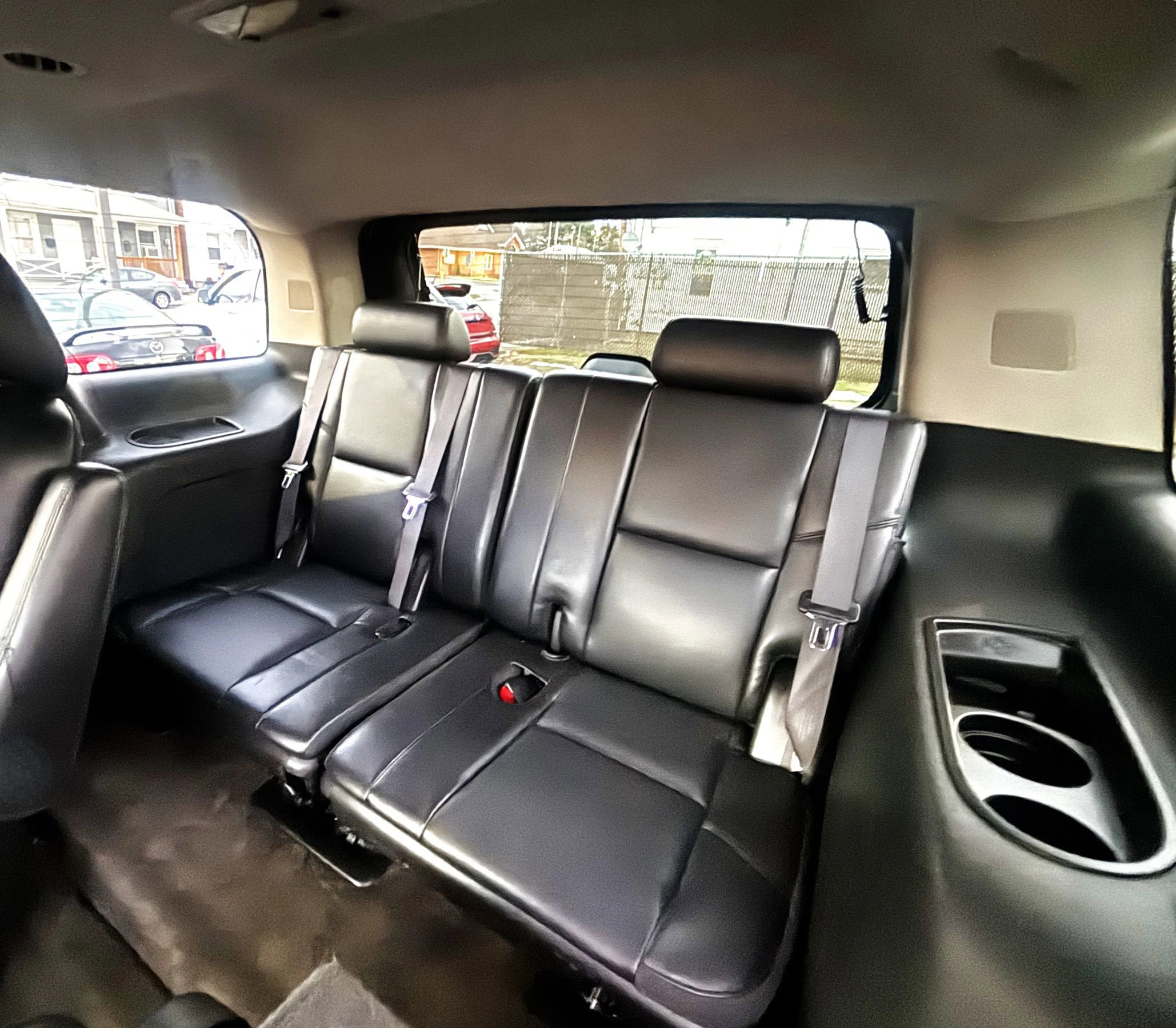 Used 2011 Chevrolet Tahoe LTZ image 10