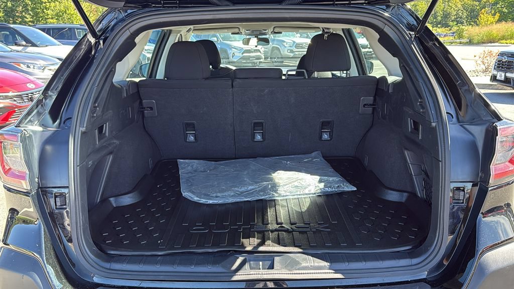 Certified 2025 Subaru Outback AWD/4WD image 25