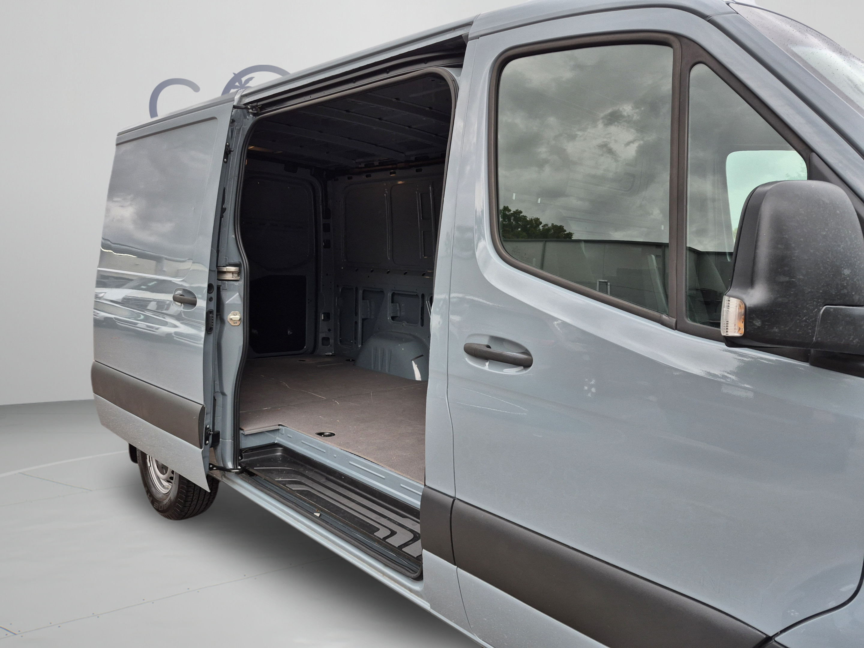 Used 2024 Mercedes-Benz Sprinter 2500 image 28