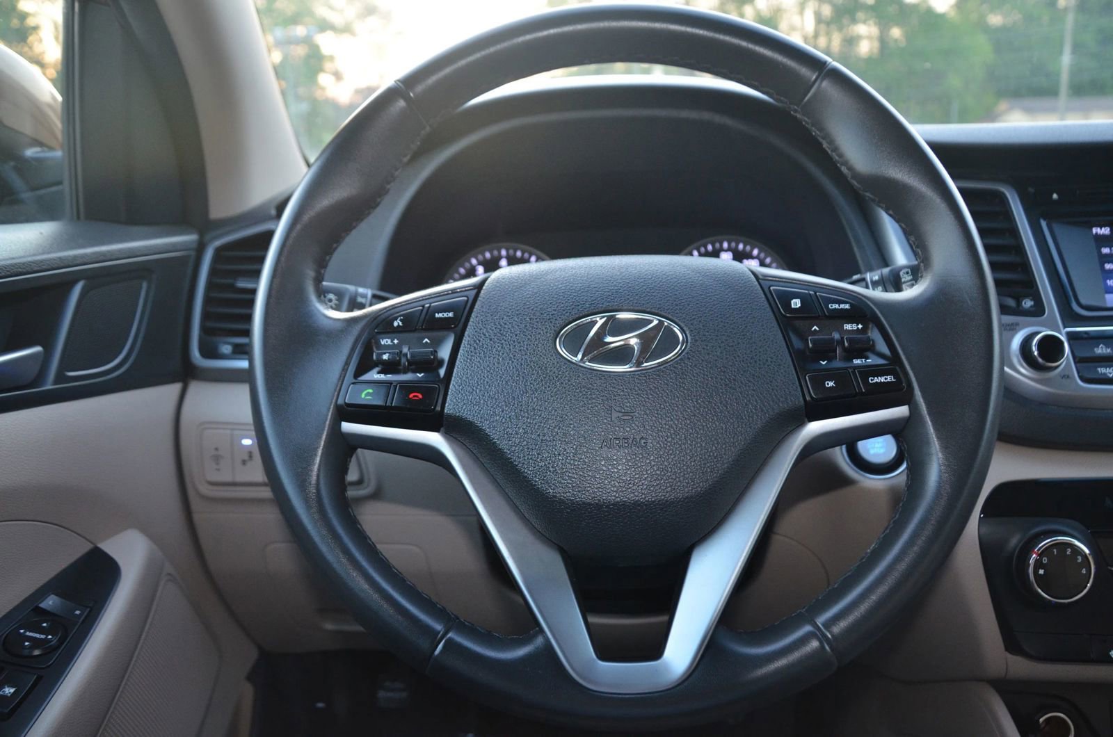 Used 2016 Hyundai Tucson Sport image 15