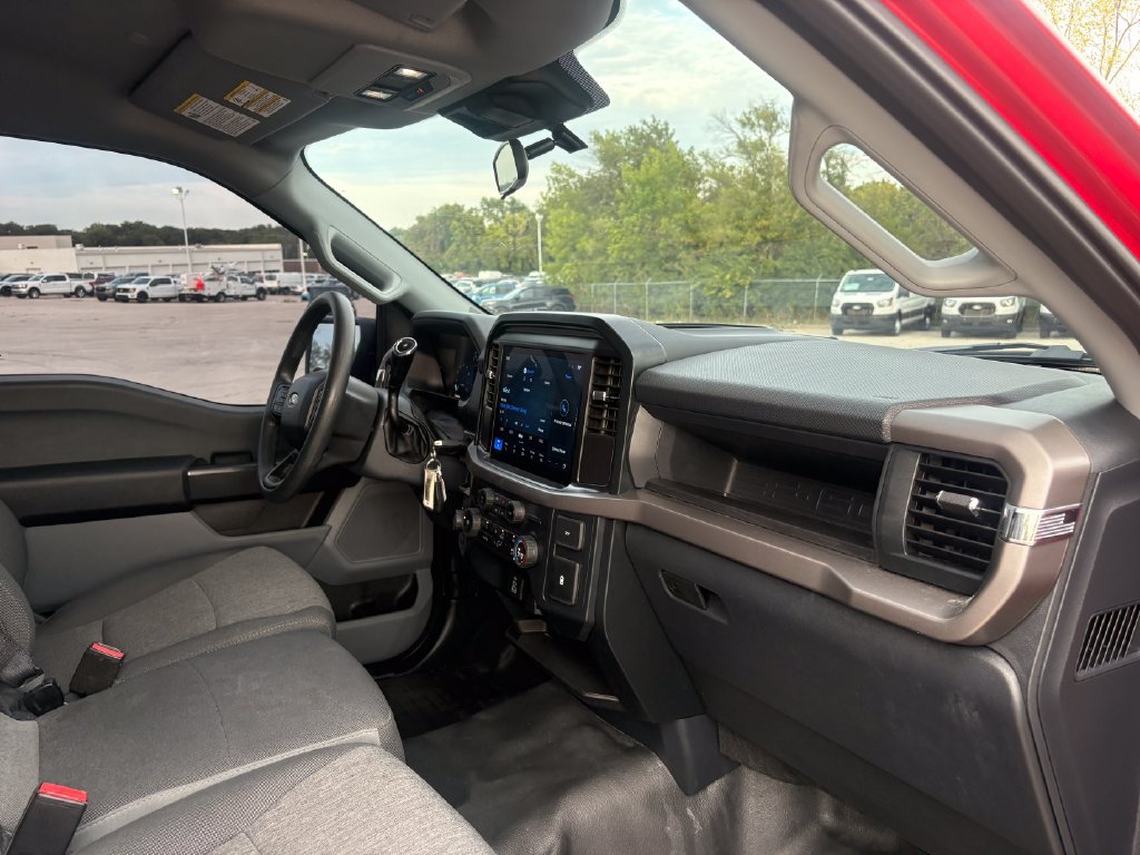 Used 2025 Ford F150 XL w/ Equipment Group 103A High AWD/4WD image 15