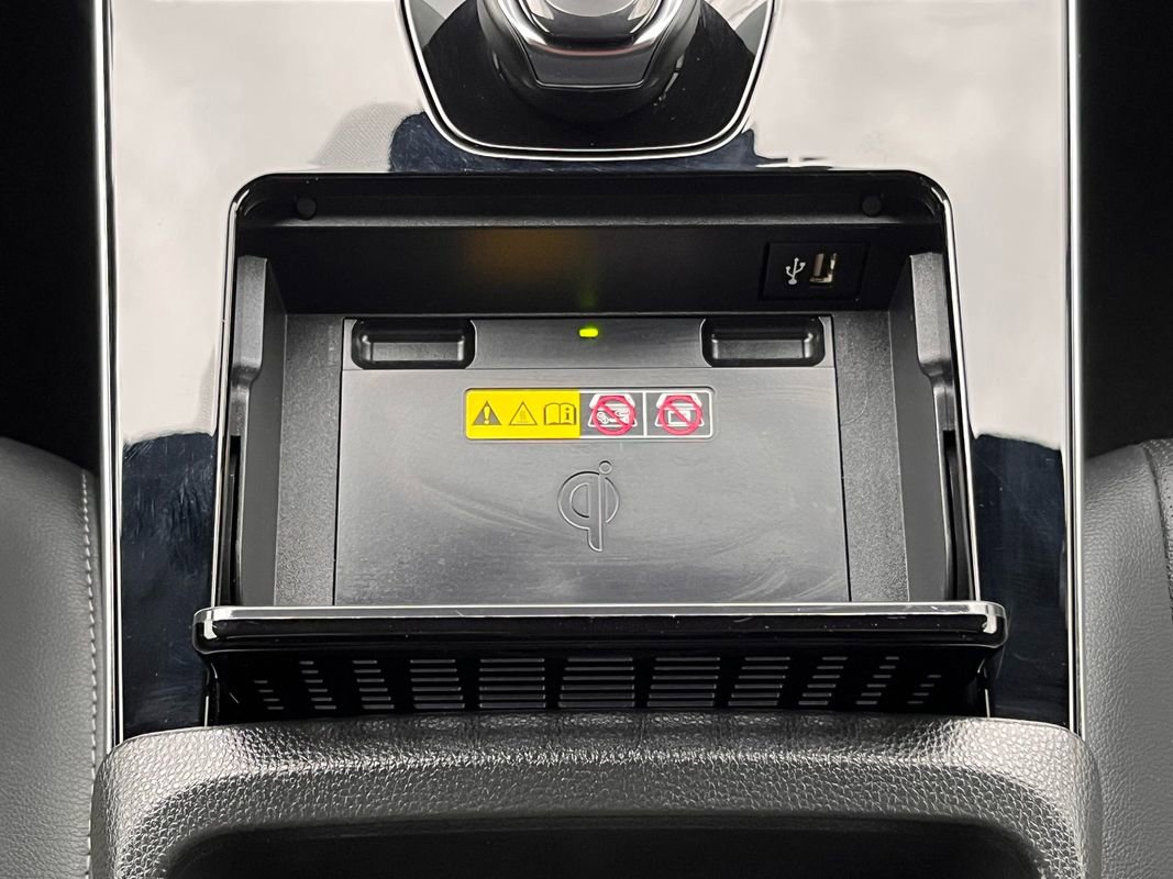 Used 2023 Subaru Solterra AWD image 15