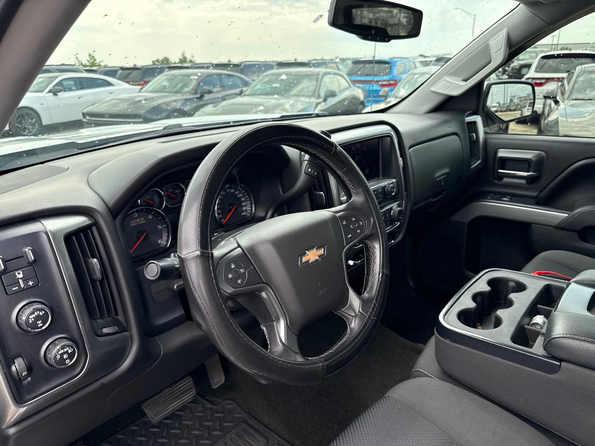 Used 2017 Chevrolet Silverado 1500 LT w/ All Star Edition AWD/4WD image 10