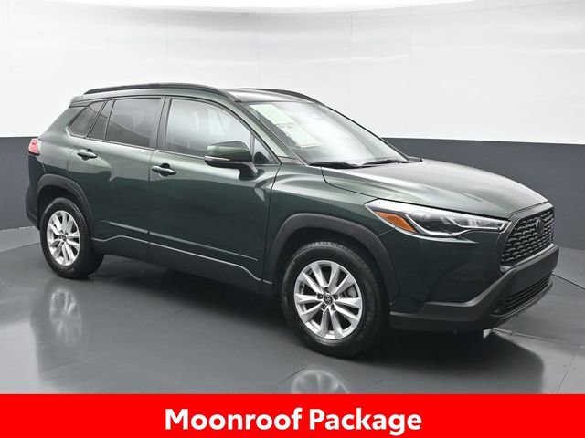 Certified 2023 Toyota Corolla Cross LE image 10