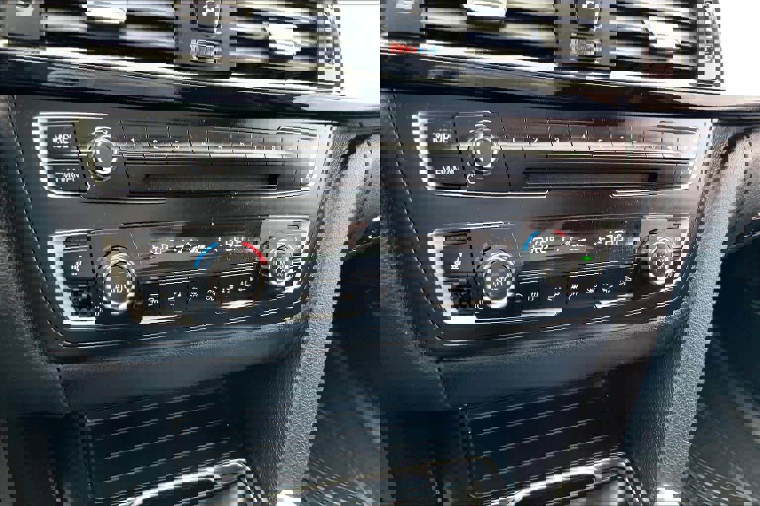 Used 2016 BMW 335i Gran Turismo xDrive image 32