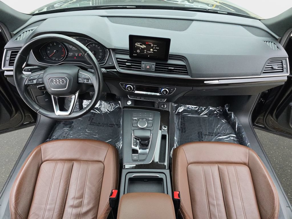 Used 2019 Audi Q5 Premium w/ Convenience Package AWD/4WD image 10