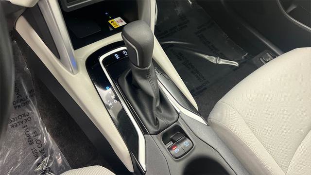 Certified 2022 Toyota Corolla Cross LE image 16