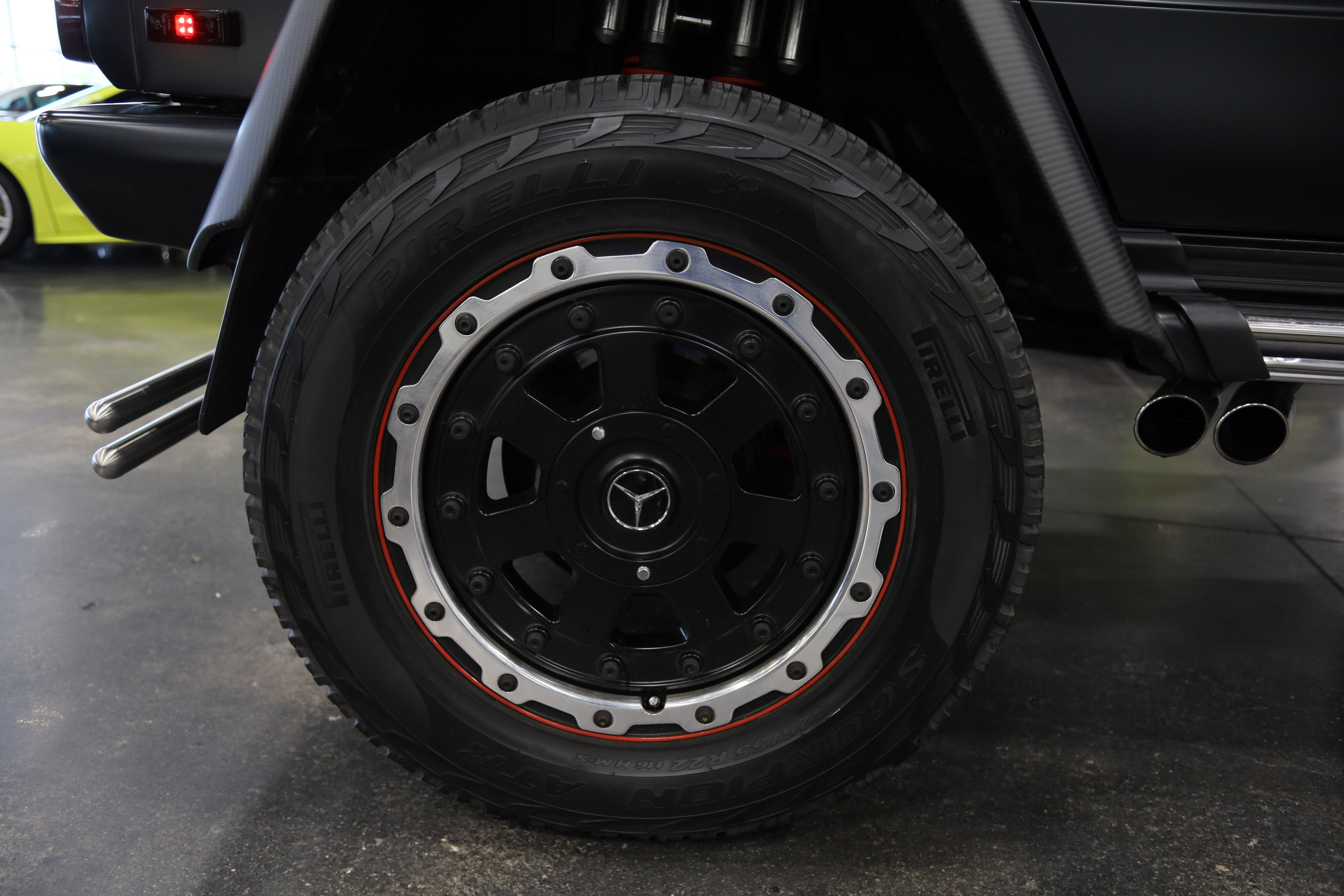 Used 2018 Mercedes-Benz G 550 Squared image 12