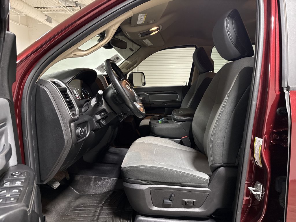 Used 2020 RAM 2500 Big Horn w/ Level 1 Equipment Group AWD/4WD image 19