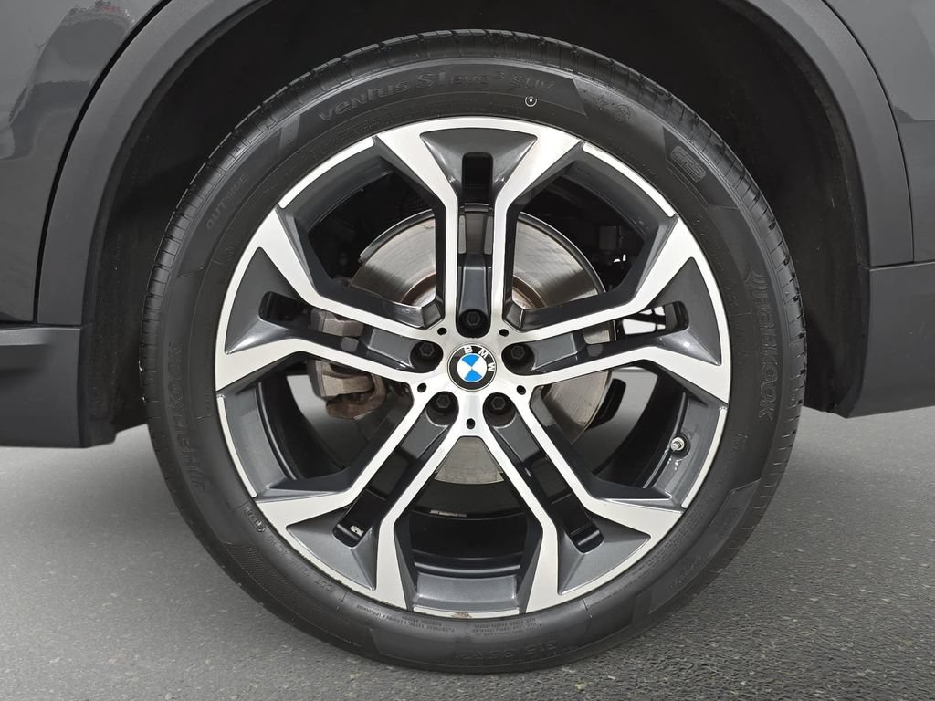 Used 2022 BMW X5 sDrive40i w/ Premium Package RWD image 28