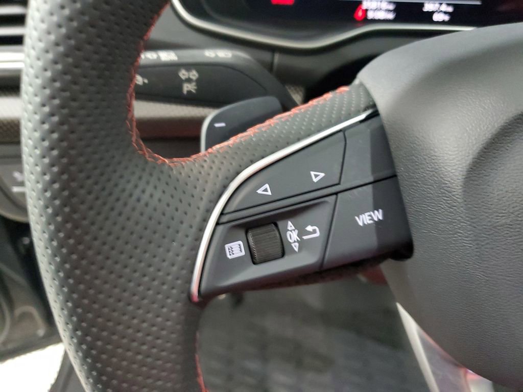 Certified 2023 Audi SQ5 Premium Plus w/ Premium Plus Package AWD/4WD image 27