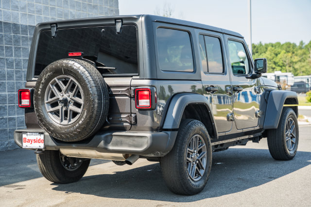Used 2025 Jeep Wrangler Unlimited Sport AWD/4WD image 8
