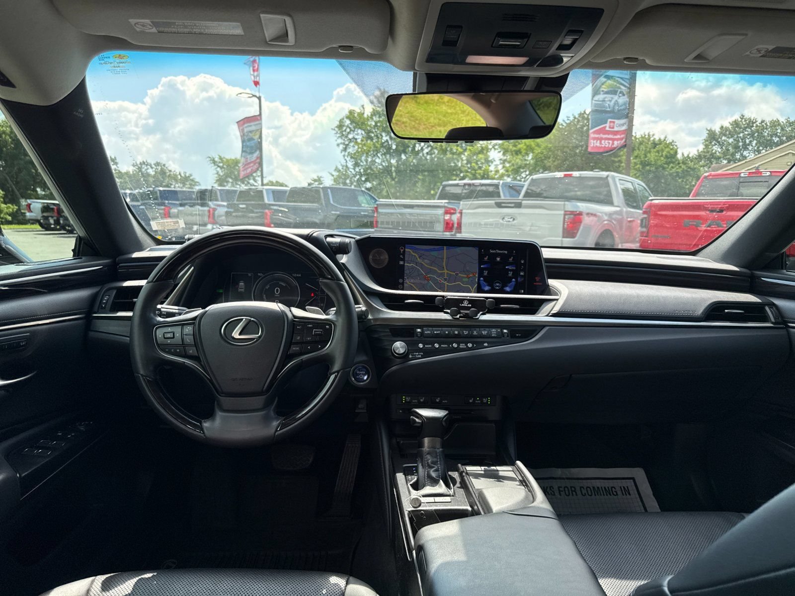 Used 2021 Lexus ES 300h w/ Premium Package FWD image 13