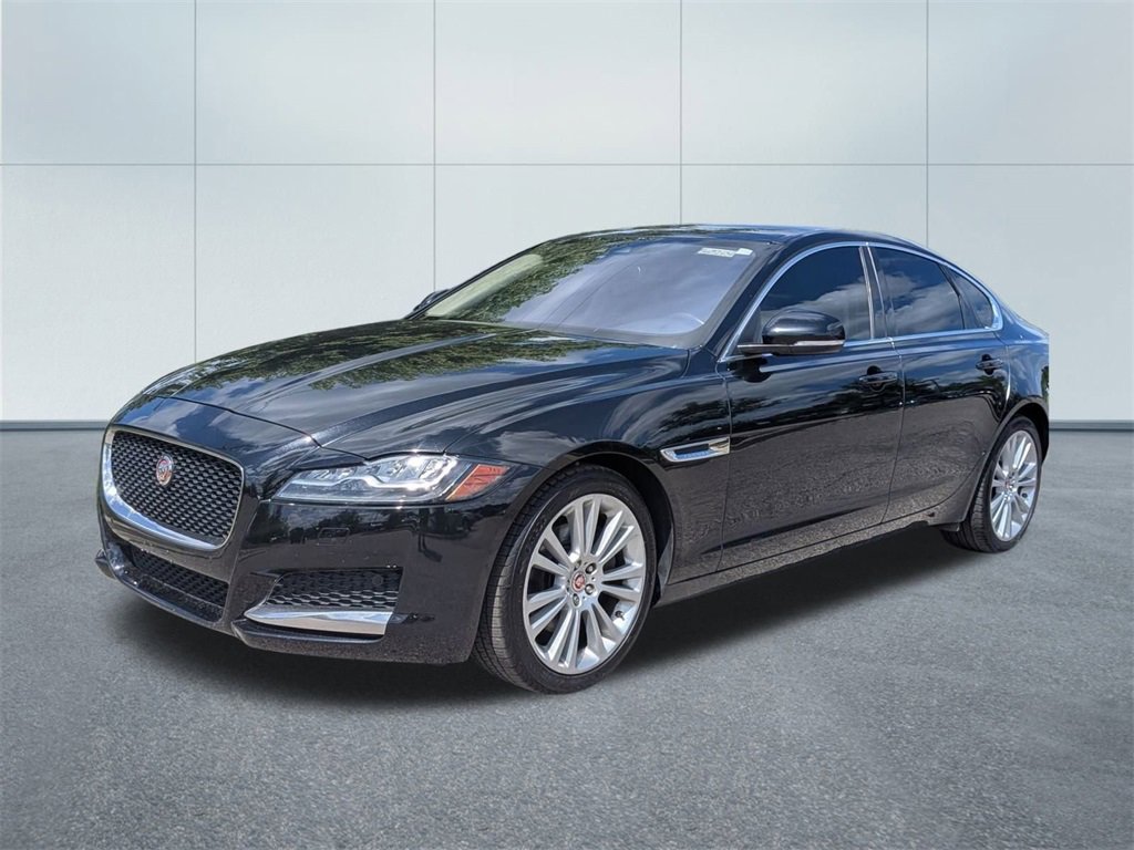 Used 2017 Jaguar XF Prestige