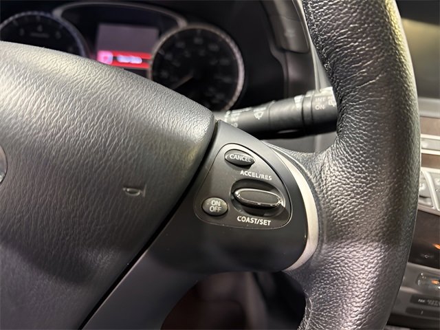 Used 2013 INFINITI JX35 FWD w/ Premium Pkg image 17