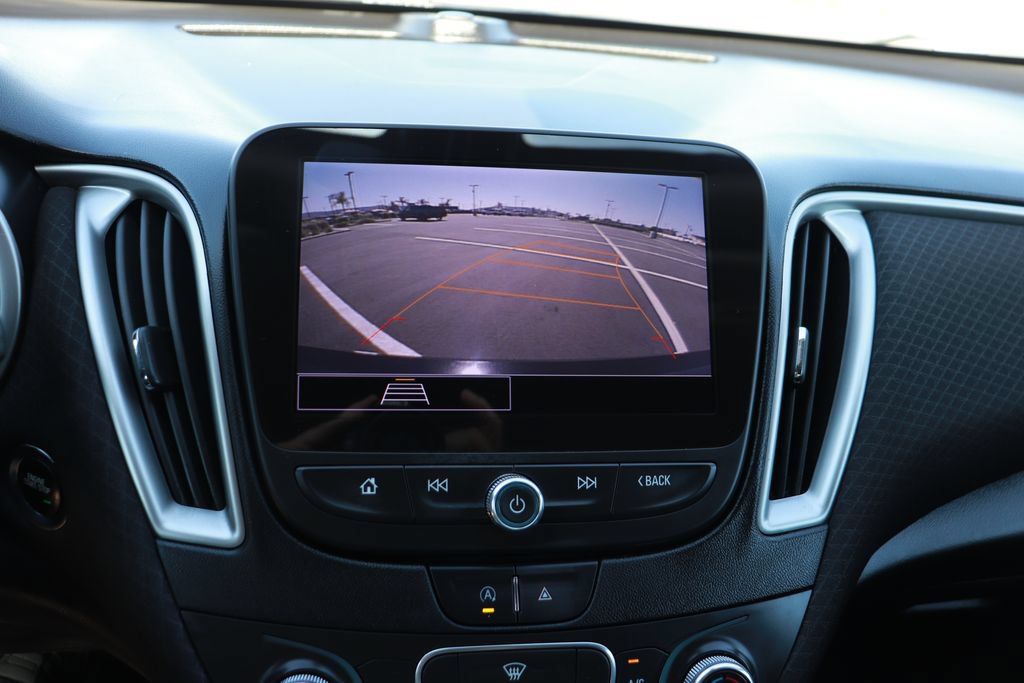 Used 2022 Chevrolet Malibu LS FWD image 23