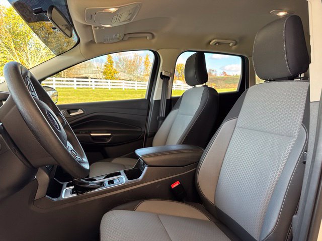 Used 2019 Ford Escape SE AWD/4WD image 3