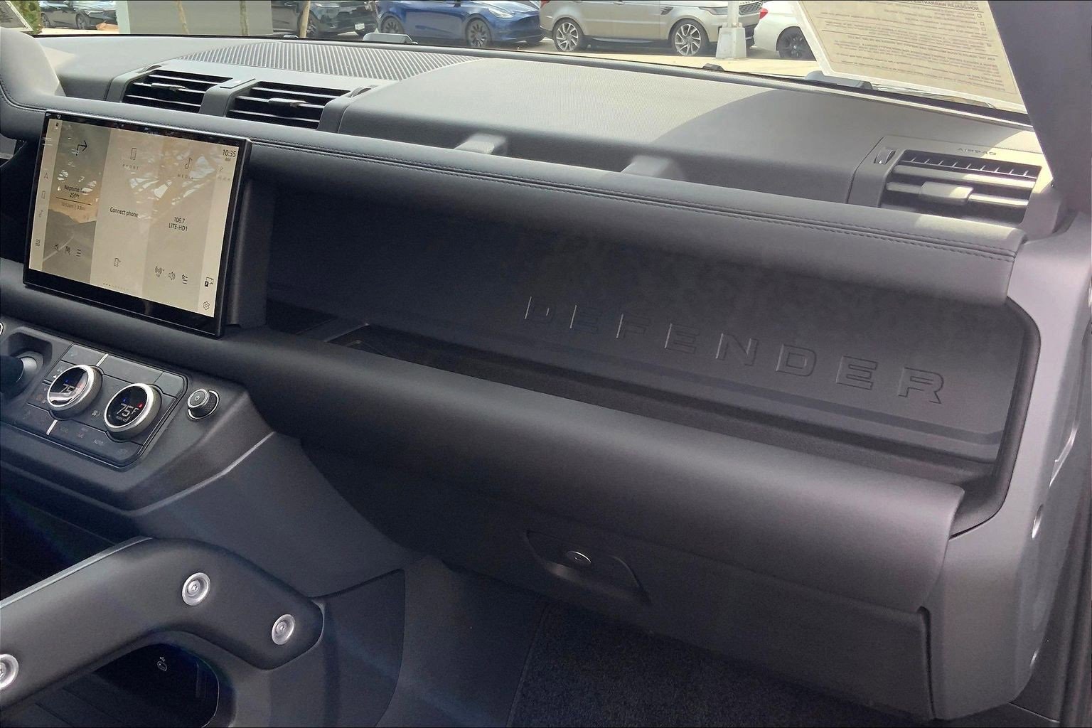 Used 2025 Land Rover Defender 110 S image 18