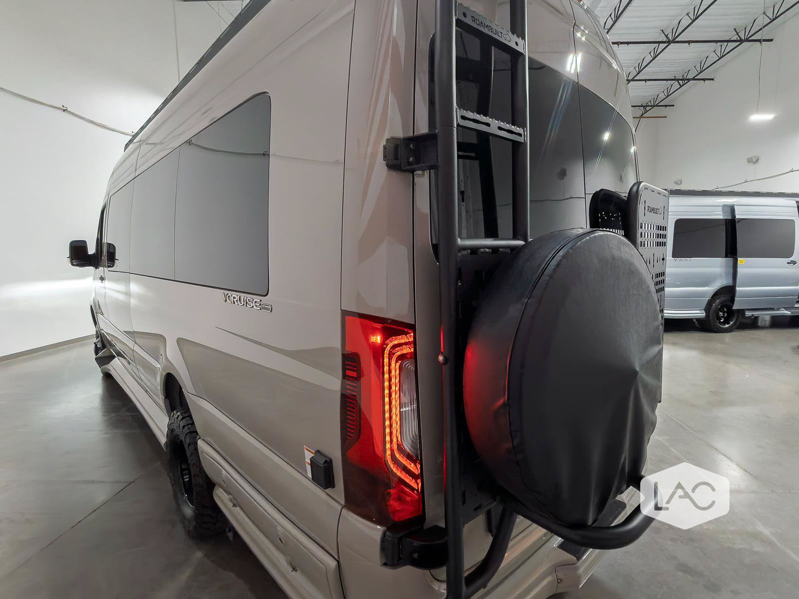 Used 2025 Mercedes-Benz Sprinter 3500 image 37