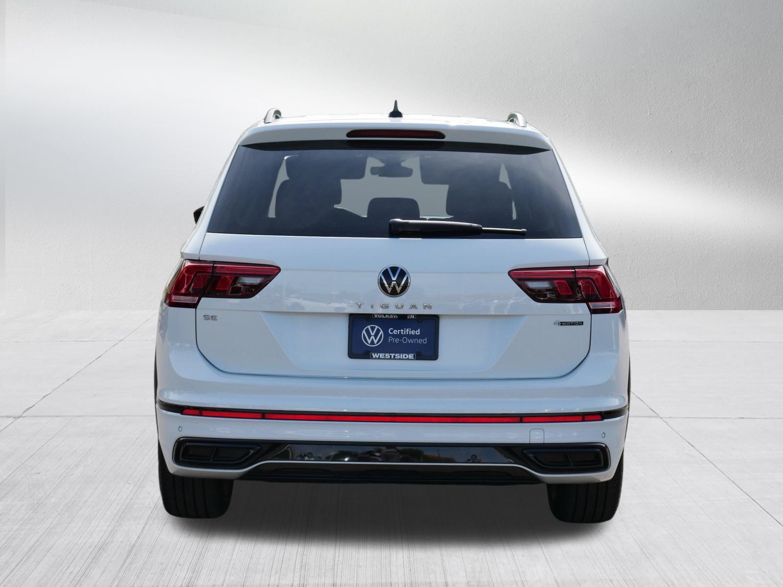 Used 2023 Volkswagen Tiguan SE R-Line AWD/4WD image 6