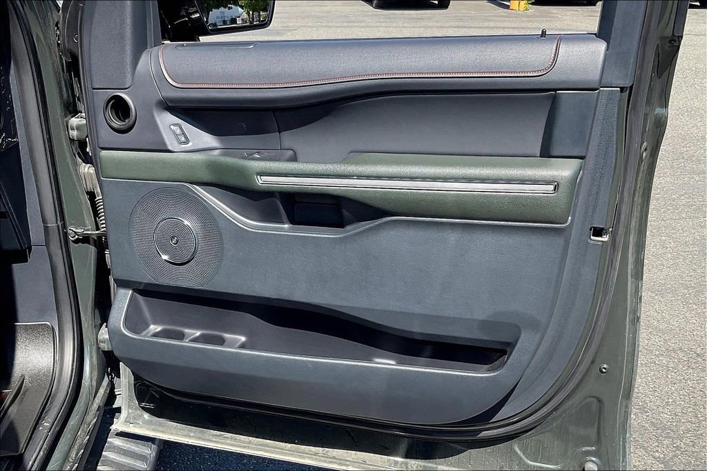 Used 2022 Ford Expedition Timberline image 28