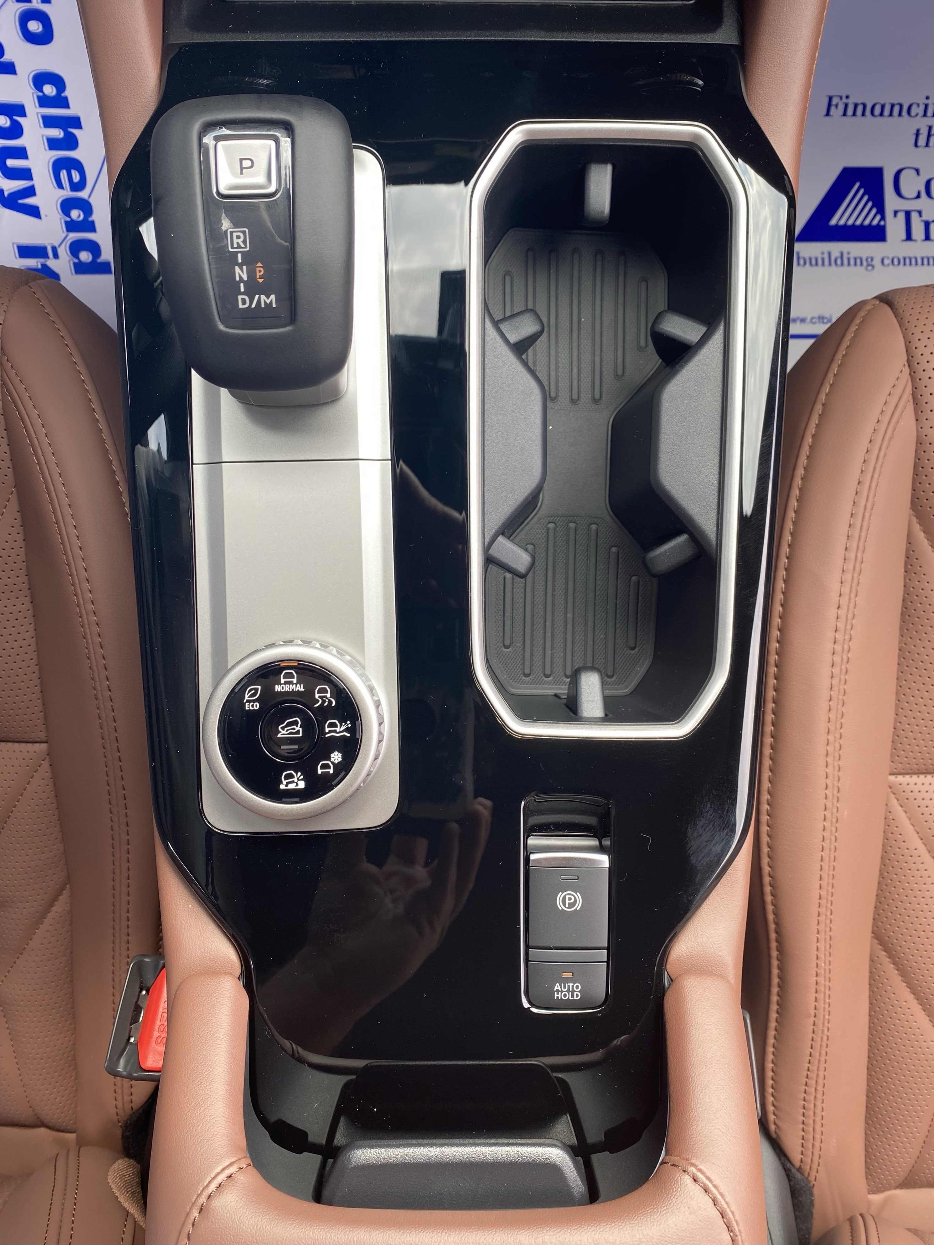 New 2025 Mitsubishi Outlander SEL image 18