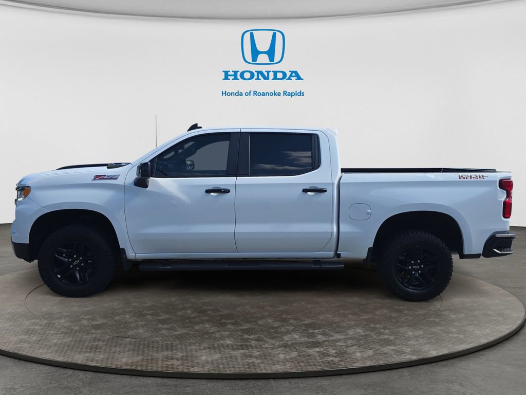 Used 2023 Chevrolet Silverado 1500 LT Trail Boss w/ Protection Package AWD/4WD image 2