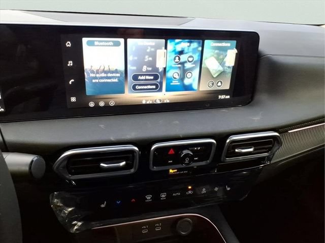 New 2026 Nissan Sentra SV w/ SV Convenience Package FWD image 22