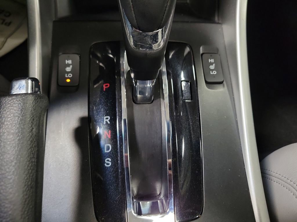 Used 2013 Honda Accord Touring image 16