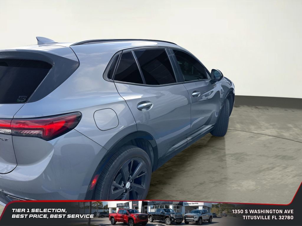 Used 2021 Buick Envision Essence w/ Sport Touring Package image 2