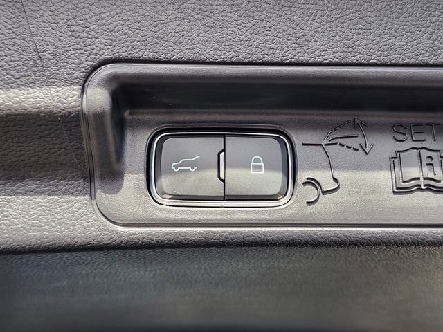 Certified 2025 Ford Explorer Platinum w/ LUX Leather Package image 37