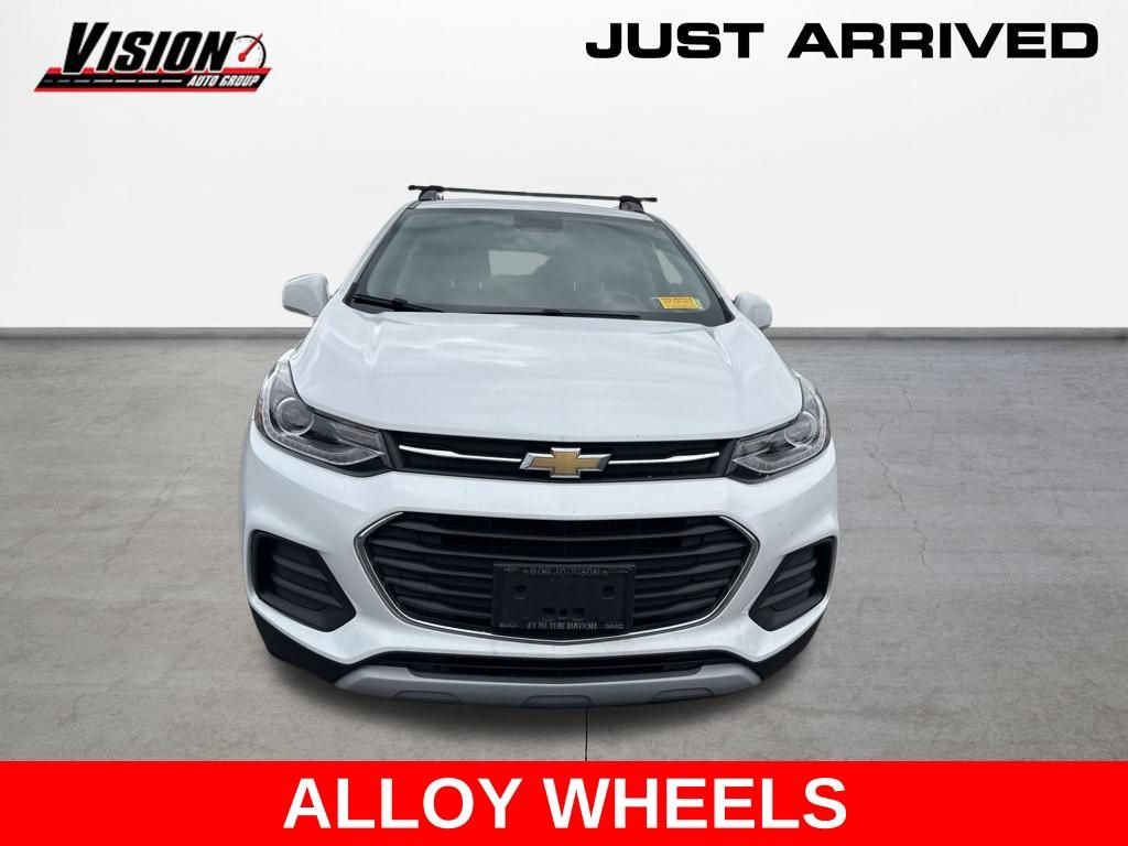 Used 2019 Chevrolet Trax LT w/ LT Convenience Package AWD/4WD image 2
